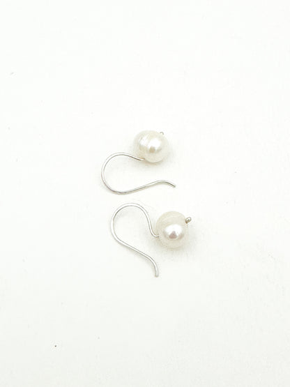 Freshwater Pearl Earrings