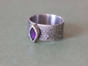 Amethyst & Sterling Silver Ring Size 7.25